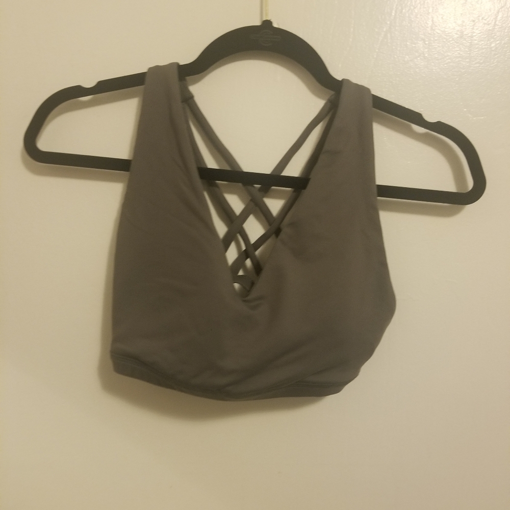P'tula Veronica sports bra